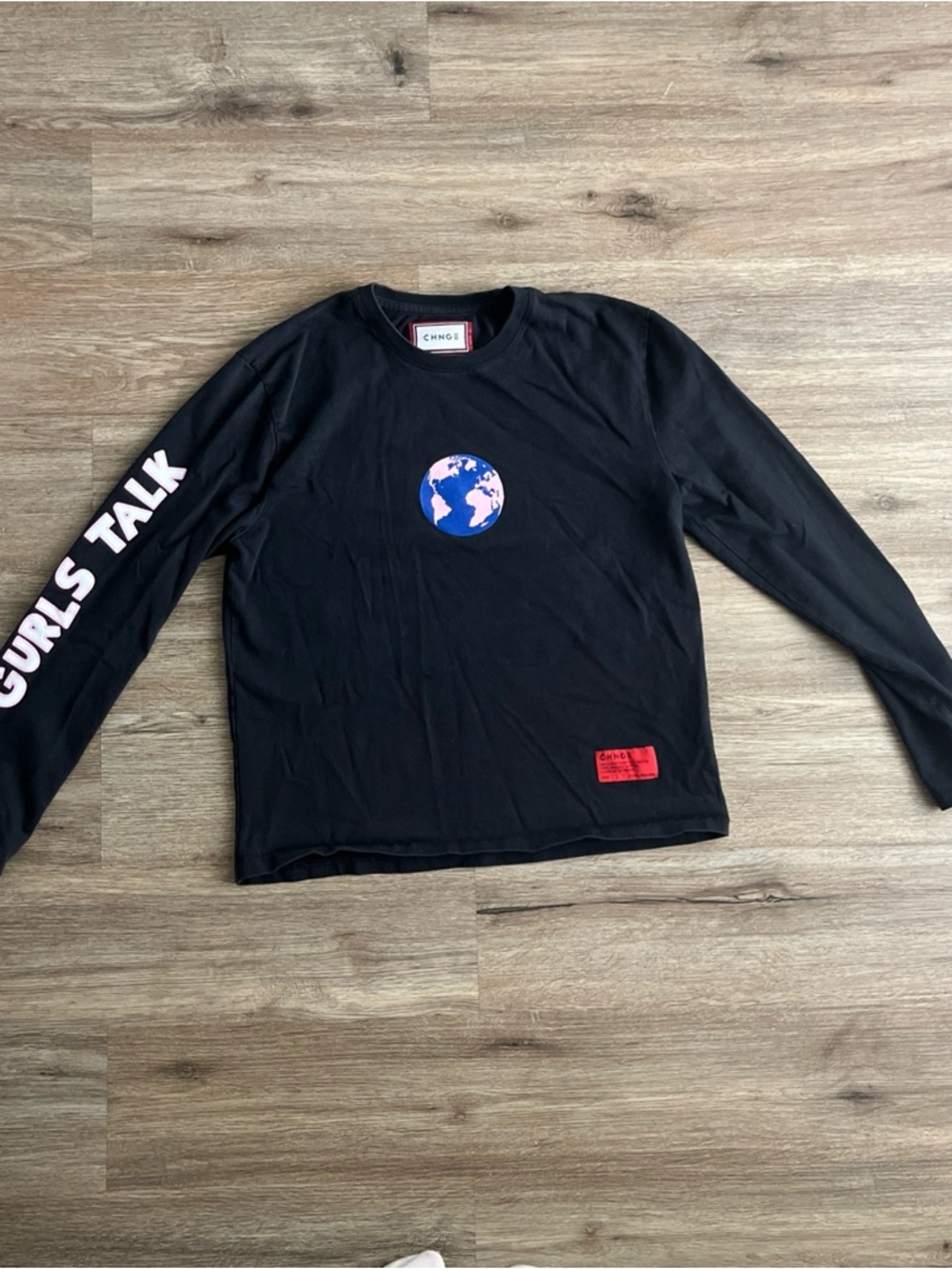 CHNGE graphic black long sleeve